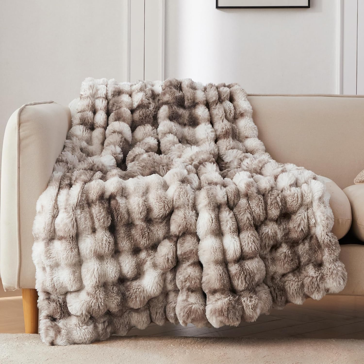 COOVA Bubble Faux Fur Throw Blanket, Bathrobes & Area Rugs